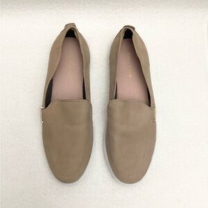 New Cole Haan Women's Beige suede Loafers flats size 6